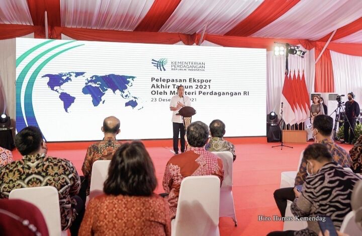Mendag Muhammad Lutfi dalam acara pelepasan ekspor mengungkapkan kerja sama dari seluruh pemangku kepentingan, baik pemerintah pusat, pemerintah daerah, dan para pelaku usaha berhasil mencatatkan peningkatan ekspor dan mendorong pemulihan ekonomi nasional.