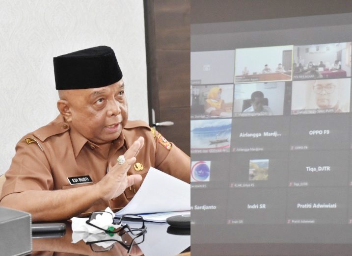 PENANGANAN DANAU— Sekdakab Agam Edi Busti mengikuti rapat penanganan Danau Maninjau bersama Kemenko Marves, Kementerian terkait lainnya dan Pemprov Sumbar secara virtual.