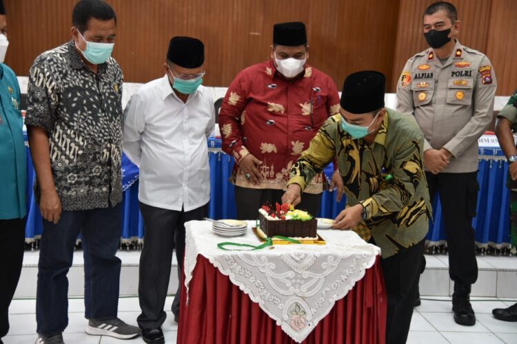 Bupati Padangpariaman Suhatri Bur menyatakan di hari ulang tahun ( HUT) Baznas ke 21 tahun 2022 pemkab Padangpariaman semakin sinergitas dalam menjalankan program program daerah untuk wujudkan Padangpariaman berjaya.