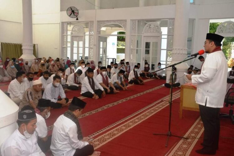 Satu Rumah Satu Hafiz dan Hafizah, Richi: 20 hingga 25 Tahun ke Depan Tercapai 1 ARAHAN—Wabup Richi Aprian berikan arahan ajak seluruh komponen masyarakat sukseskan 1 rumah 1 hafiz.