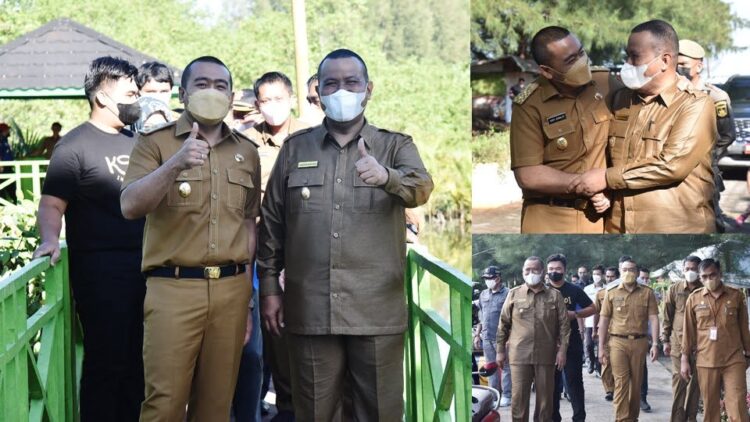 KUNJUNGI DESA APAR— Wakil Gubernur Sumatera Barat Audy Joinaldy  didampingi  Wakil Wali Kota Pariaman  Mardison Mahyuddin dan rombongan,  mengunjungi Desa Wisata Apar.