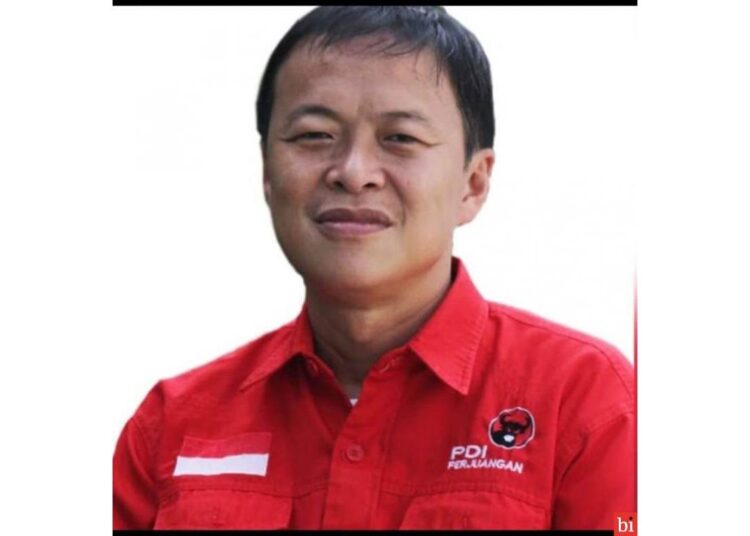 Albert Hendra Lukman 
Ketua DPC PDI Perjuangan Kota Padang