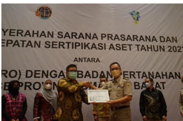 Dukung Percepatan Sertifikasi Aset di Wilayah Sumatera Barat, PLN Hibahkan Sarana dan Prasarana 1 Penyerahan Sarana dan Prasarana untuk mendukung percepatan sertifikasi aset PLN di tahun 2022.