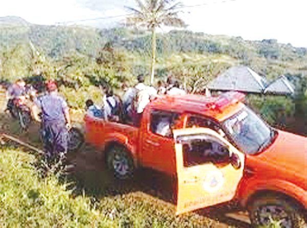 Tangani Longsor, BPBD Turunkan TRC ke Pasbar 1 BANTU PENANGANAN--Bantu penanganan dampak gempa dan longsor di Kabupaten Pasaman Barat (Pasbar) Badan Penanggulanan Bencana Daerah (BPBD) Kabupaten Agam turunkan Tim Reaksi Cepat (TRC).