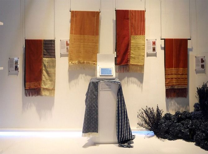 Jadi Mahakarya yang Layak Dilestarikan, Mendag Lutfi Apresiasi Penyelenggaraan Pameran Tenun Batak 1 Pameran Tenun Batak, Ekosistem Budaya & Masyarakat diselenggarakan Rumah Komunitas Jabu Bonang dan PT Toba Tenun Sejahtera berlangsung sejak 9-13 Februari 2022 di JCC Hall A Jakarta.