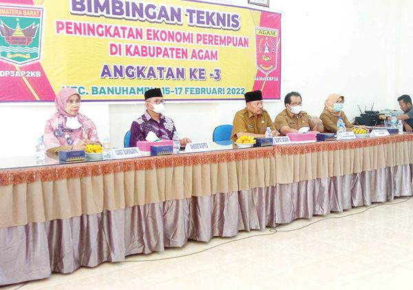 Dinas P3A P2 KB Sumbar Gelar Bimtek Peningkatan Ekonomi Perempuan Di Agam