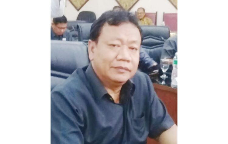 Wismar Pandjaitan
ANGGOTA Komisi II DPRD Padang