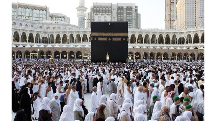 Kuota Haji Indonesia Hanya Setengah, Antrean Makin Panjang 1 Ilustrasi