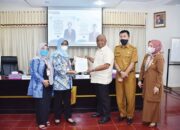 Ombudsman Serahkan Hasil Pelayanan Publik, Kepatuhan Pemkab Agam Masuk Zona Kuning