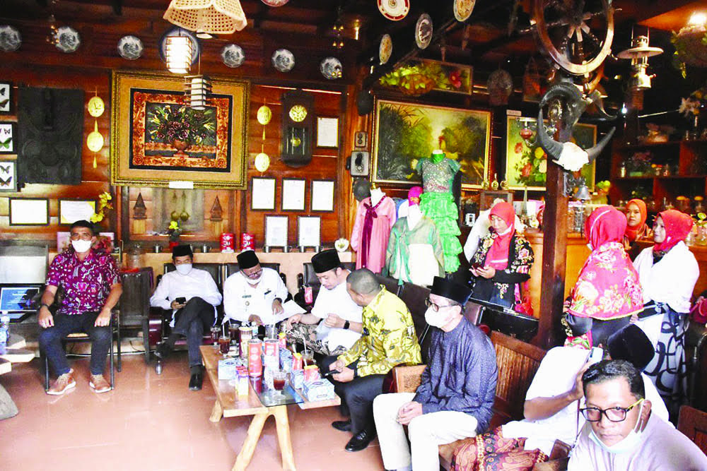 Koleksi Barang Antik dan Kuno