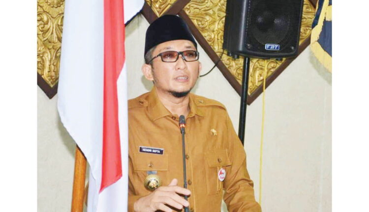 Hendri Septa
Wali Kota Padang.