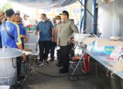 Pelayanan untuk Korban Gempa, Wako Pariaman Cek Dapur Umum