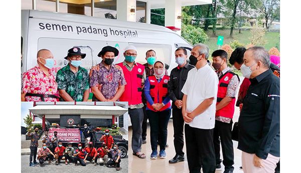 KIRIM BANTUAN LOGISTIK— Plt Dirut PT Semen Padang Asri Mukhtar melepas tim medis dan logistik ke Pasaman Barat. Setelah mengirim tim advance dari Tim Rekasi Cepat (TRC) ke lokasi bencana, Jumat (25/2) sore menjelang Magrib, PT Semen Padang kembali mengirim tim medis dari Semen Padang Hospital (SPH) dan juga obat-obatan.