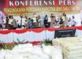 Penyelundupan Sabu 1,196 Ton Berhasil Digagalkan di Jawa Barat , Kapolri: Keberhasilan Terbesar di Awal Tahun 2022 11 Penyelundupan Sabu 1,196 Ton Berhasil Digagalkan di Jawa Barat , Kapolri: Keberhasilan Terbesar di Awal Tahun 2022