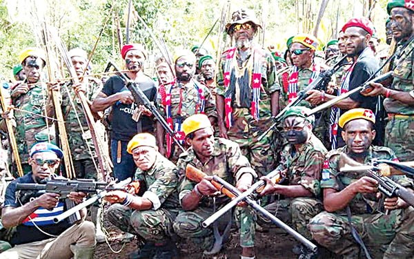 SIAP HADAPI— Pasukan TPNPB-OPM Pimpinan Terryanus Satto (TPNPB- OPM) siap hadapi TNI dan Polri di Papua.
