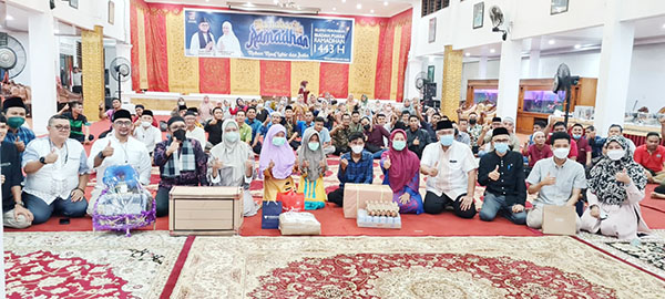 IC DKP Squad, Pengwil IPPAT dan Paragon Sumbar Ikut Membantu Kegiatan SEMATA 1 IC DKP Squad, Pengwil IPPAT dan Paragon Sumbar Ikut Membantu Kegiatan SEMATA.