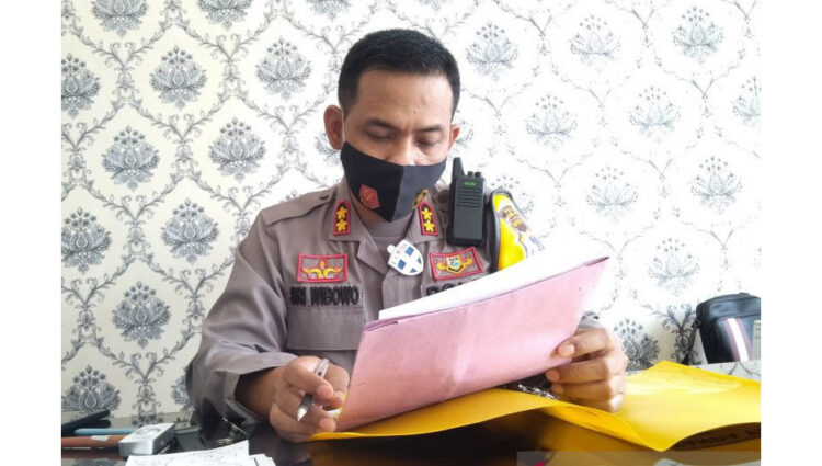 Terjaring OTT, Tiga ASN Pemkab Pessel dan Satu Rekanan jadi Tersangka, Terkait Pengadaan Alat Tangkap Ikan Senilai Rp 237 Juta 1 AKBP.
Sri Wibowo,S.IK.MH
Kapolres Pesisir Selatan.