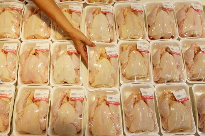 Pasokan Stabil, Harga Daging Ayam Broiler Kembali Turun 1 Daging Ayam Di Swalayan Dery Ridwansah 4 1