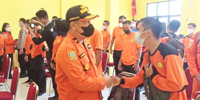 Kakansar Mentawai Akmal S. Sos resmi di tutup