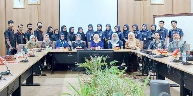 Melapas peserta magang