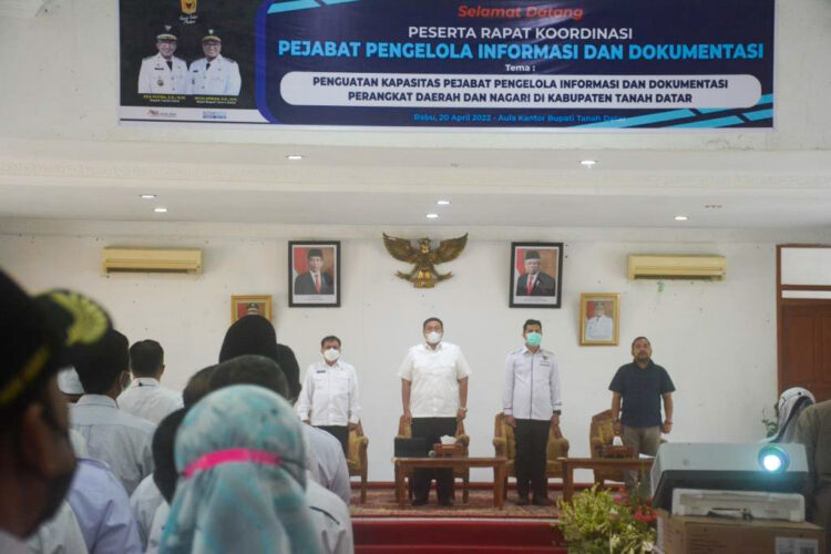 RAKOR— Rapat Koordinasi Pejabat Pengelola Informasi dan Dokumentasi (PPID) di Lingkup Pemerintah Kabupaten Tanah Datar, Rabu (20/4) di aula kantor Bupati di Pagaruyung.