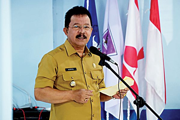 Drs. Asrul 
Wakil Wali Kota.