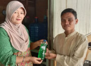 Upaya Pantang Meyerah, Abdi Hamzah Pasarkan Usaha Sabun Cair di Sawahlunto