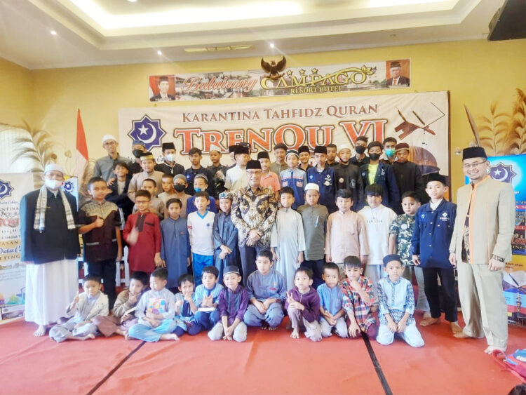 APRESIASI— Wawako Bukittinggi Marfendi menyampaikan apresiasi yang tinggi atas capaian dan dedikasi  YCDC terhadap pengembangan pondok tahfizh dan program tahfizh selama 5 tahun berjalan.