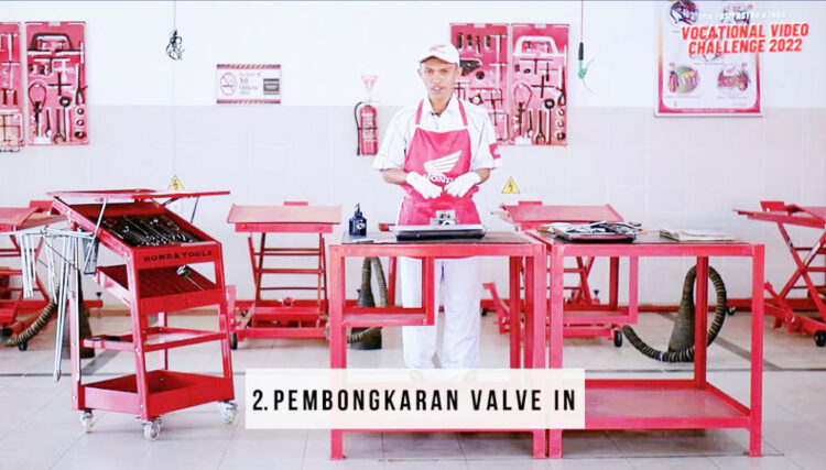 FESTIVAL VOKASI— Ahmad Yhasril, pelajar SMKN 1 Baso, Sumatera Barat yang mengikuti Festival Vokasi Satu Hati kategori Vocational Video Challenge 2022.