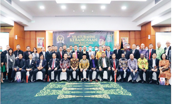 BERSAMA—Wakil Ketua DPR Abdul Muhaimin Iskandar (Gus Muhaimin) saat Silaturahim Kebangsaan Gus Muhaimin bersama Tokoh-Tokoh Agama Kristen-Katolik di Gedung Nusantara V, Kompleks Parlemen, Senayan, Jakarta, Senin (25/4)