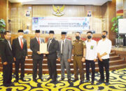 Rapat Paripurna Penyampaian LKPj Bupati Pessel 2021, DPRD Sampaikan 30 Rekomendasi