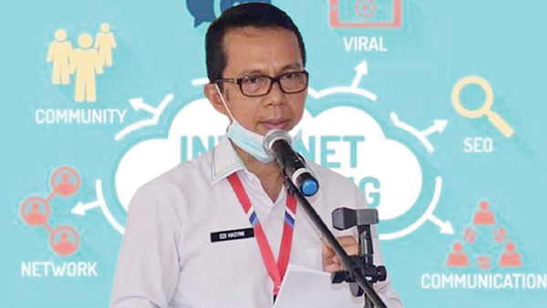 Edy Hasymi 
Asisten I Setdako Padang