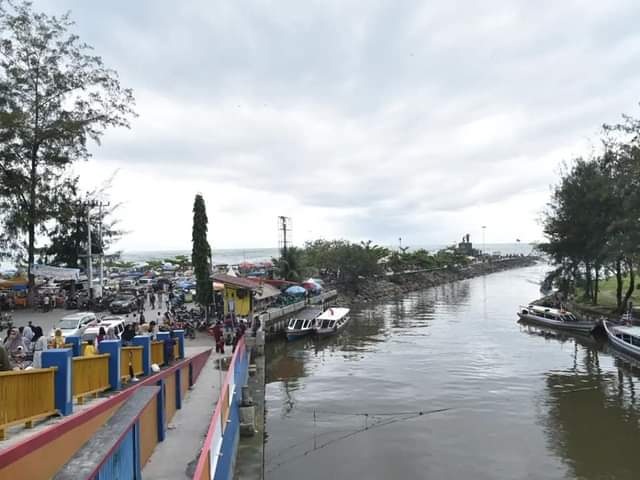 KAWASAN WISATA—Muaro Piaman tempat berangkat wisatawan ke pulau.