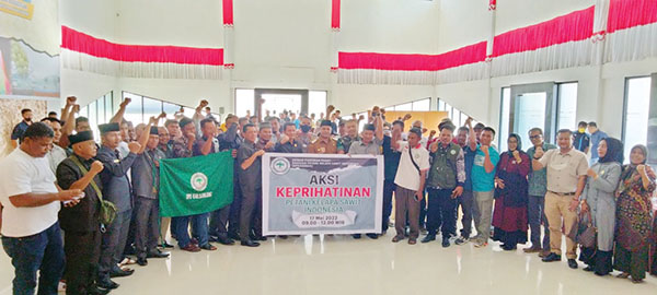 AUDIENSI— Asosiasi petani sawit melakukan audiensi dengan Wakil Bupati Sijunjung terkait rendahnya harga tandan buah segar (TBS).