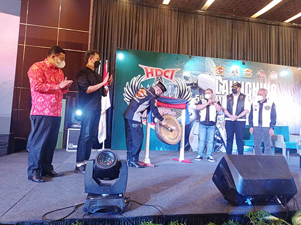 launching— Irjen Pol Teddy Minahasa Putra resmi  launching 5th Sumatera Bike Week 2022 di Hotel Mercure, Padang, Selasa (24/5).