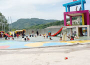 Ribuan Pengunjung Padati Objek Wisata