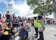 Pastikan Kenyaman Wisatawan di Bukittinggi, Polwan Patroli Jalan Kaki di Objek Wisata