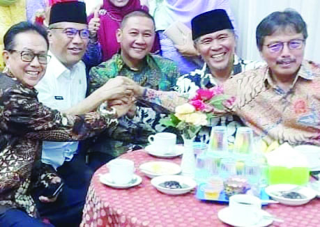 Politik Bukittinggi hangat copy