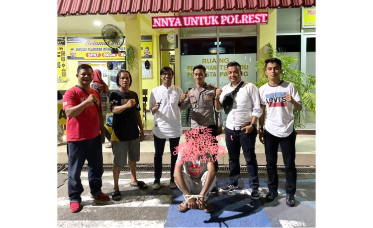 Modus Tawarkan Mobil ke Tetangga, Uang Ratusan Juta Dibawa Kabur di Bukittinggi 1 Terlilit hutang NA gelapkan uang tetangga hingga ratusan juta