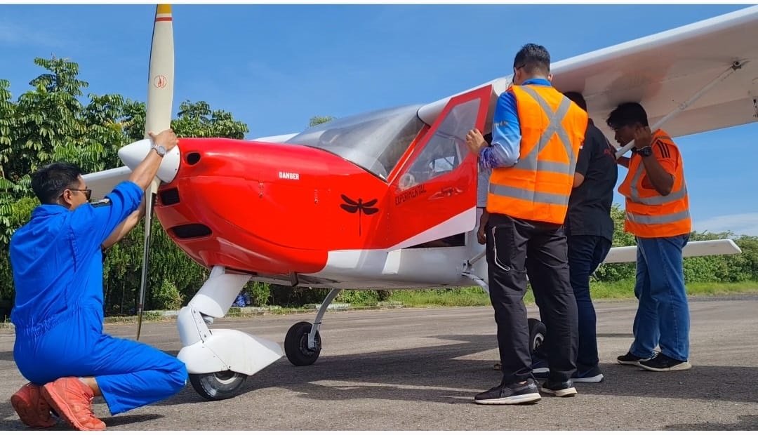 Test Flight Perdana Pesawat Tecnam P92 FASI Sumbar di Lanud Sutan Sjahrir