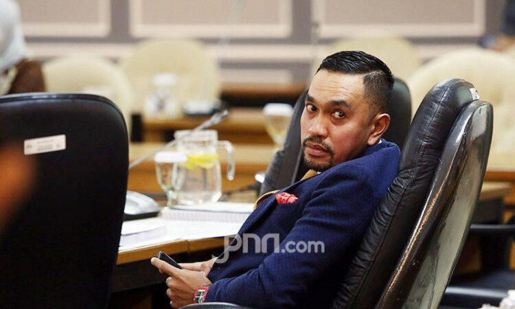 Sahroni Dukung Propam Polri Merehabilitasi Polisi Pencandu Narkoba 1 Wakil Ketua Komisi III DPR RI dari Fraksi NasDem Ahmad Sahroni.