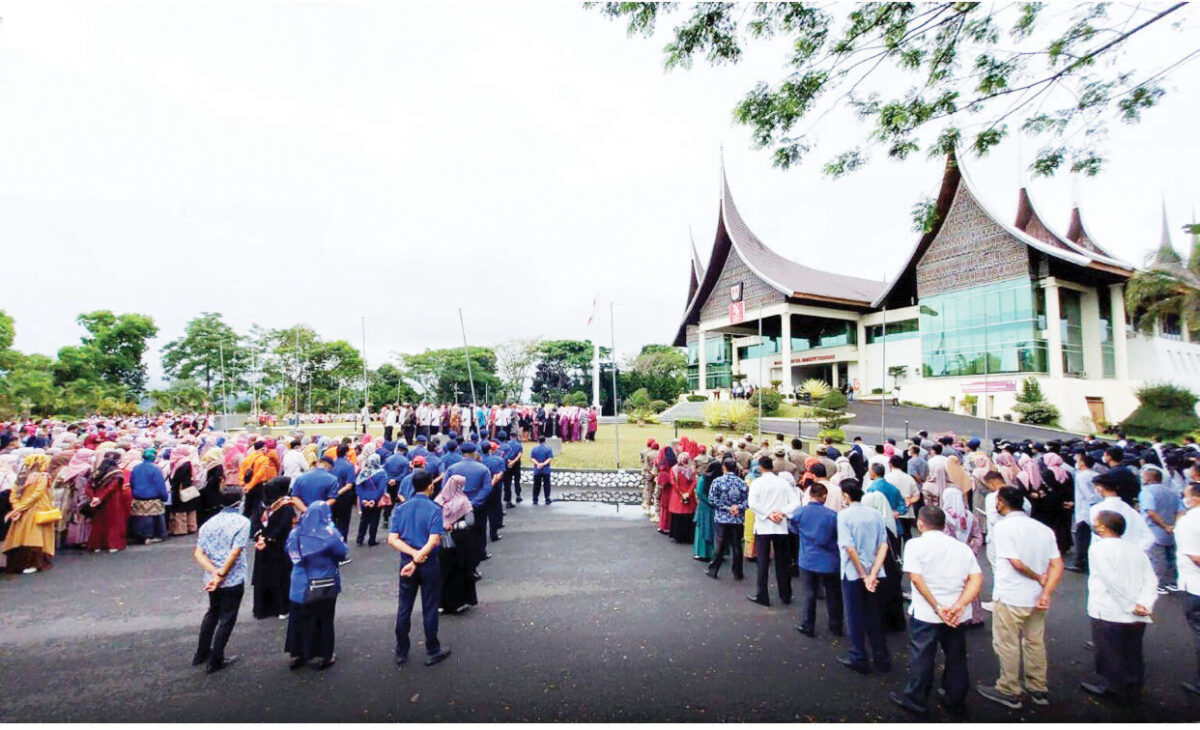 Wali Kota dan Ketua DPRD Bukittinggi terima WTP ke