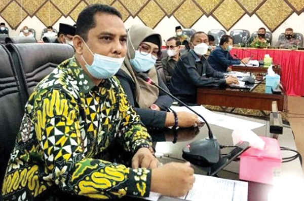 Kejar Pengusaha Besar Penunggak Pajak Daerah!, Budi Syahrial: Bapenda Jangan Tebang Pilih 1 Sekretaris Komisi I DPRD Kota Padang Budi Syahrial.
