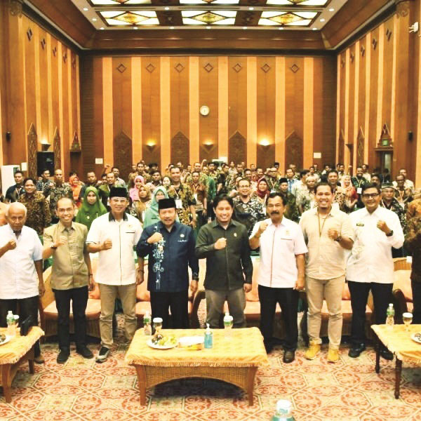 PEMBUKAAN— Bupati Agam Andri Warman membuka Musyawarah Olahraga Kabupaten (Musorkab) KONI Agam, di Hotel Pusako Bukittinggi.