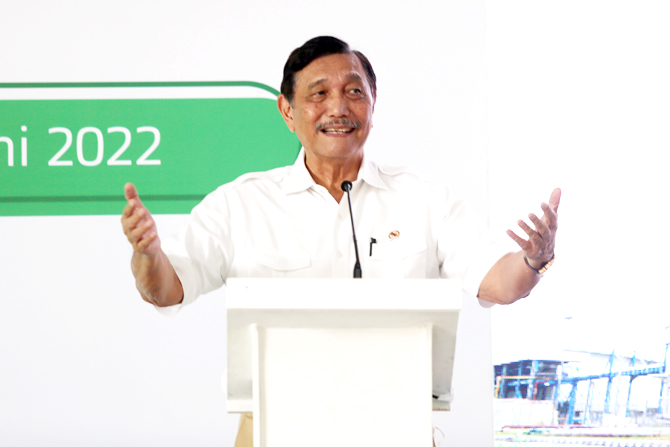 Luhut 
Binsar 
Pandjaitan
Menko Marves