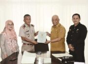 Pemkab Agam Terima Sertifikat Hak Atas Tanah Aset Daerah