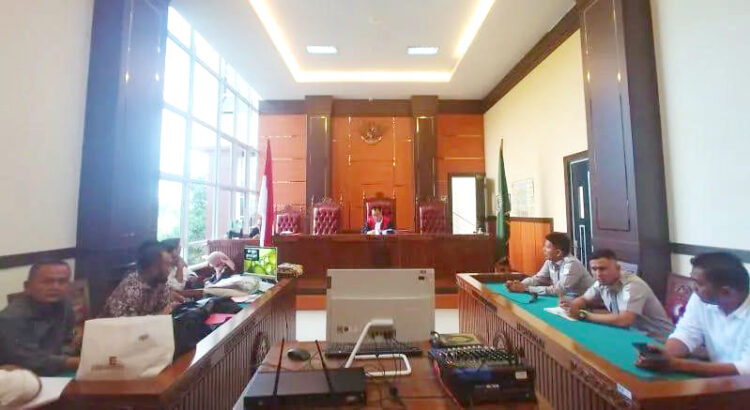 Jadi Tersangka Dugaan Korupsi Dana Pokir, Praperadilan Wakil Ketua DPRD Padang Ditolak Hakim 1 SIDANG— Suasana sidang pembacaan putusan gugatan praperadilan yang diajukan oleh Ilham Maulana terhadap Polresta Padang.