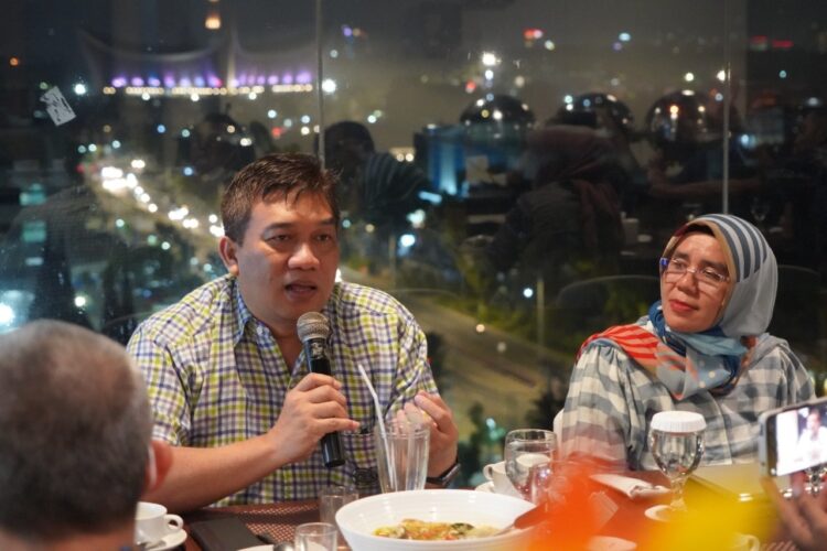 PASTIKAN--PLN UIW Sumbar pastikan UKM dan pelanggan Rumah Tangga  daya kecil (R-450 hingga R-2200) tetap mendapatkan tarif subsidi.