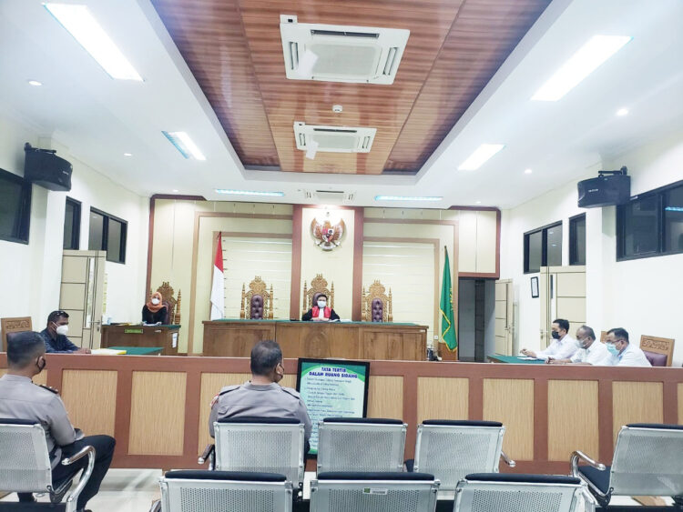 Sidang ke 6 Praperadilan Wartawan Versus Polisi, Pemohon: Alat Bukti Termohon Ternyata Cacat Hukum 1 SIDANAG PRAPERADILAN— Suasana sidang lanjutan praperadilan yang diajukan wartawan media online nasional asal Tanah Datar di Pengadilan Negeri Batusangkar