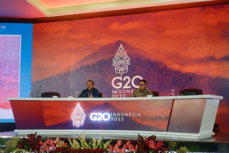 briefing— Media briefing sebagai salah satu side event G20 Indonesia di Badung, Bali, Selasa (12/7).